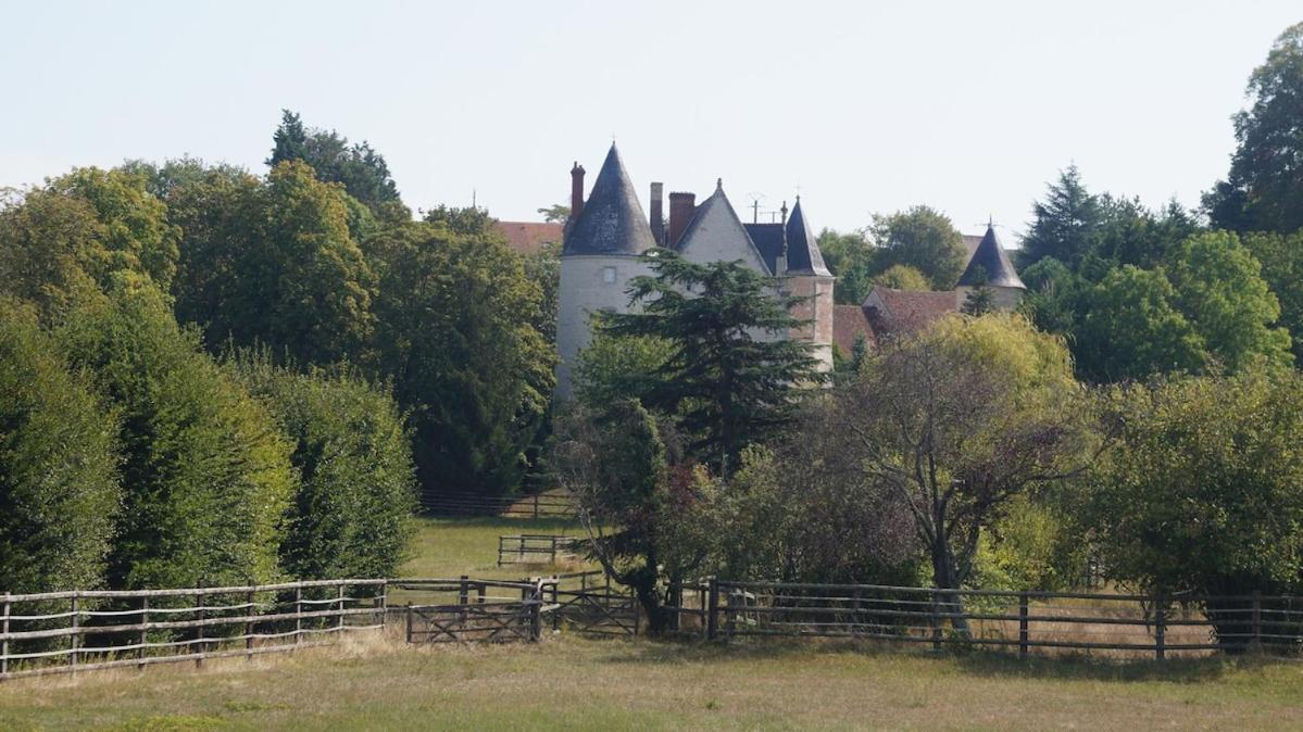 La Loumas Villa Charge Luaran gambar