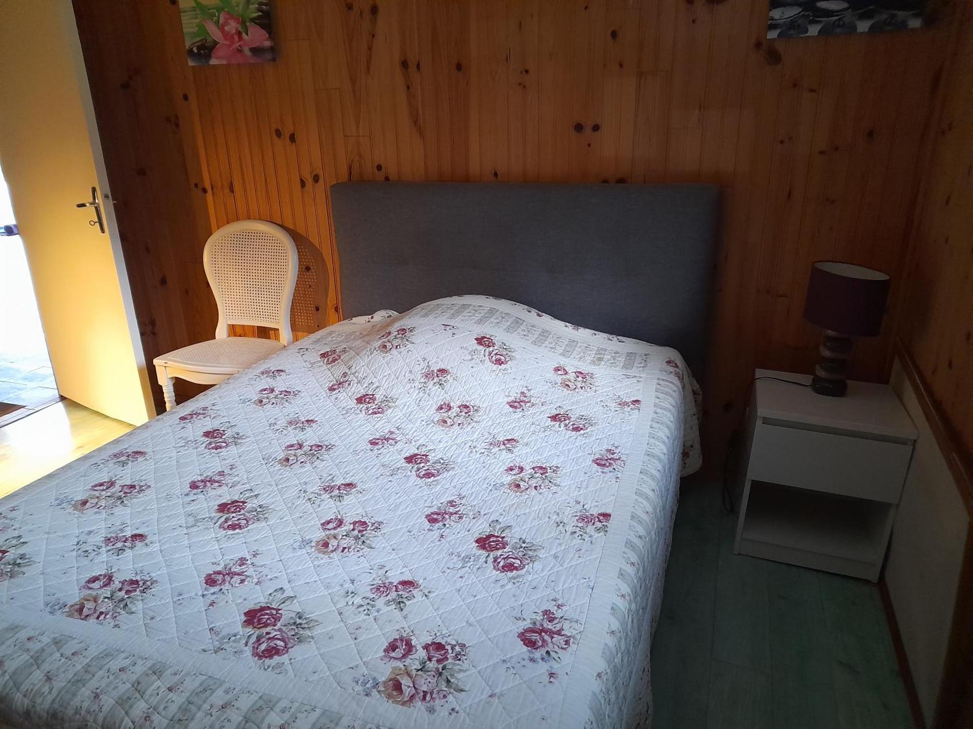 La Loumas Villa Charge Luaran gambar